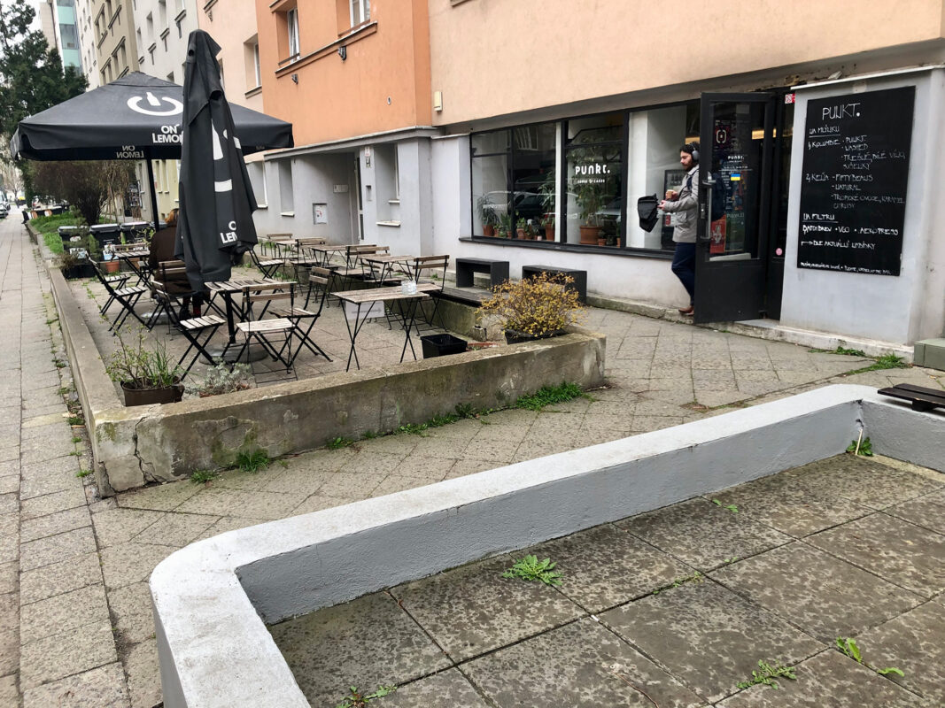 brno punkt exterior chloeweiser